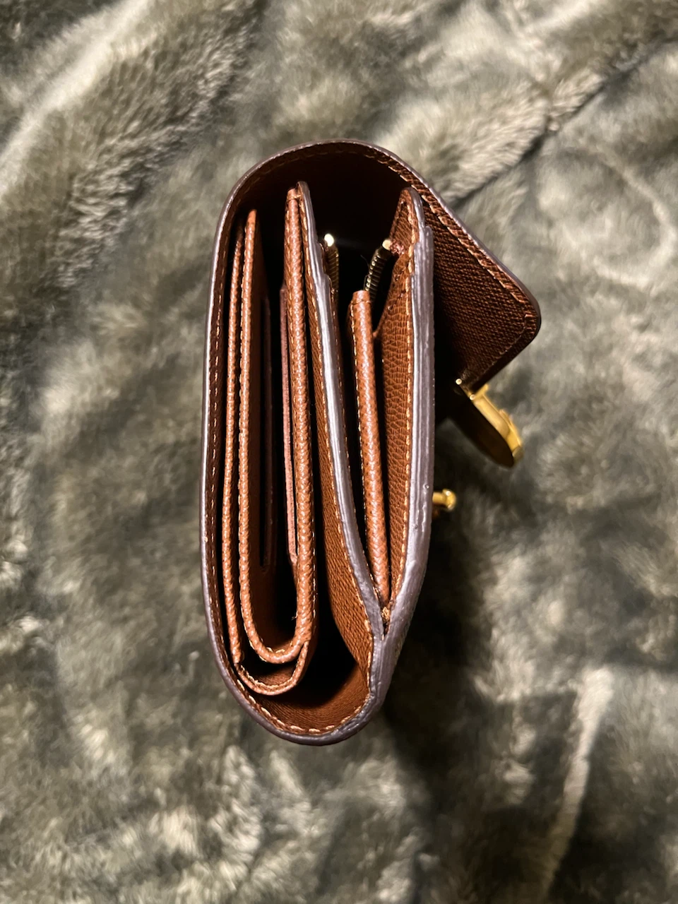 Louis Vuitton wallet - photo 4
