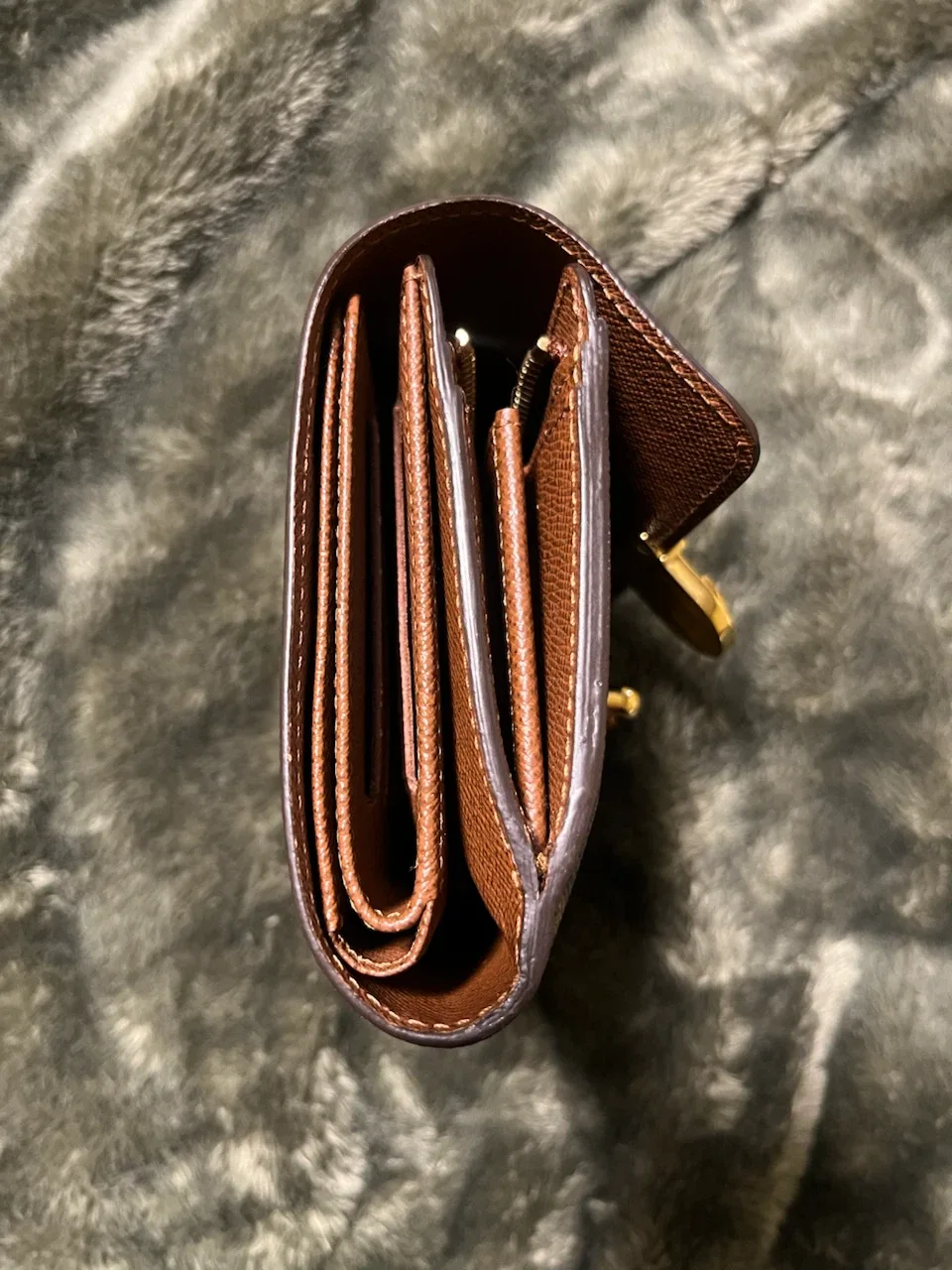 Louis Vuitton wallet - photo 4