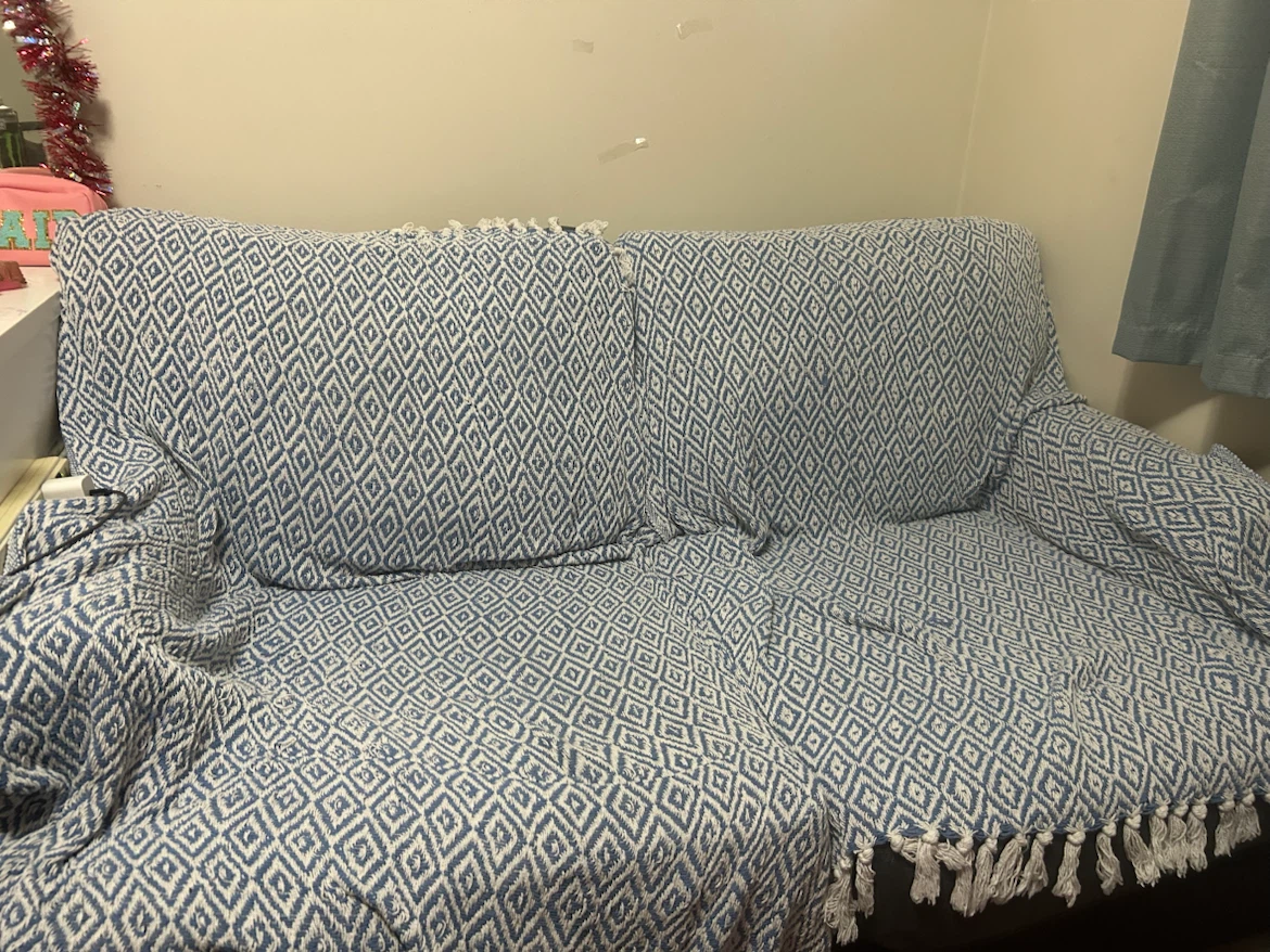 Love seat