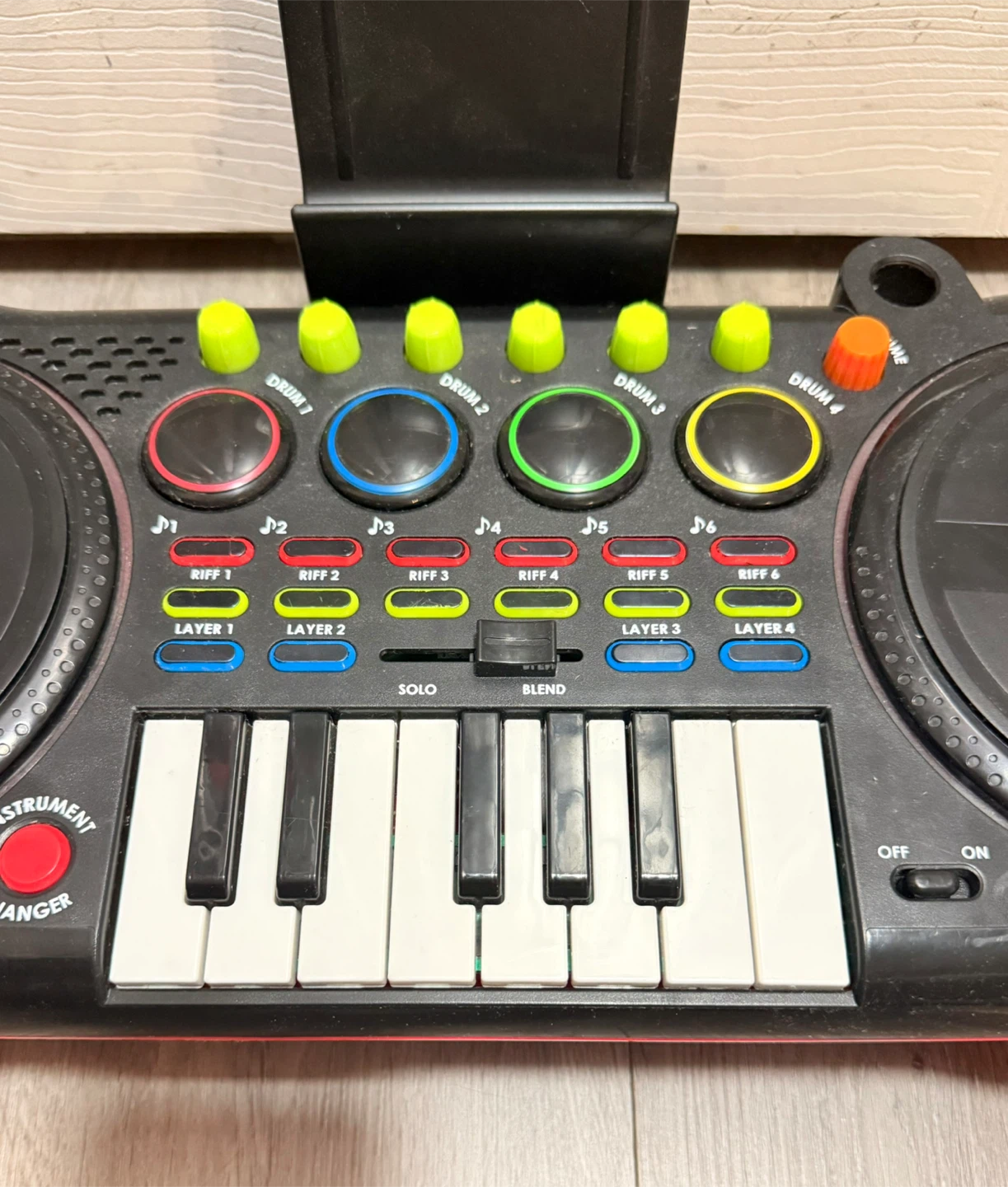 DJ Style Music Mixer Toy with Keyboard - photo 2