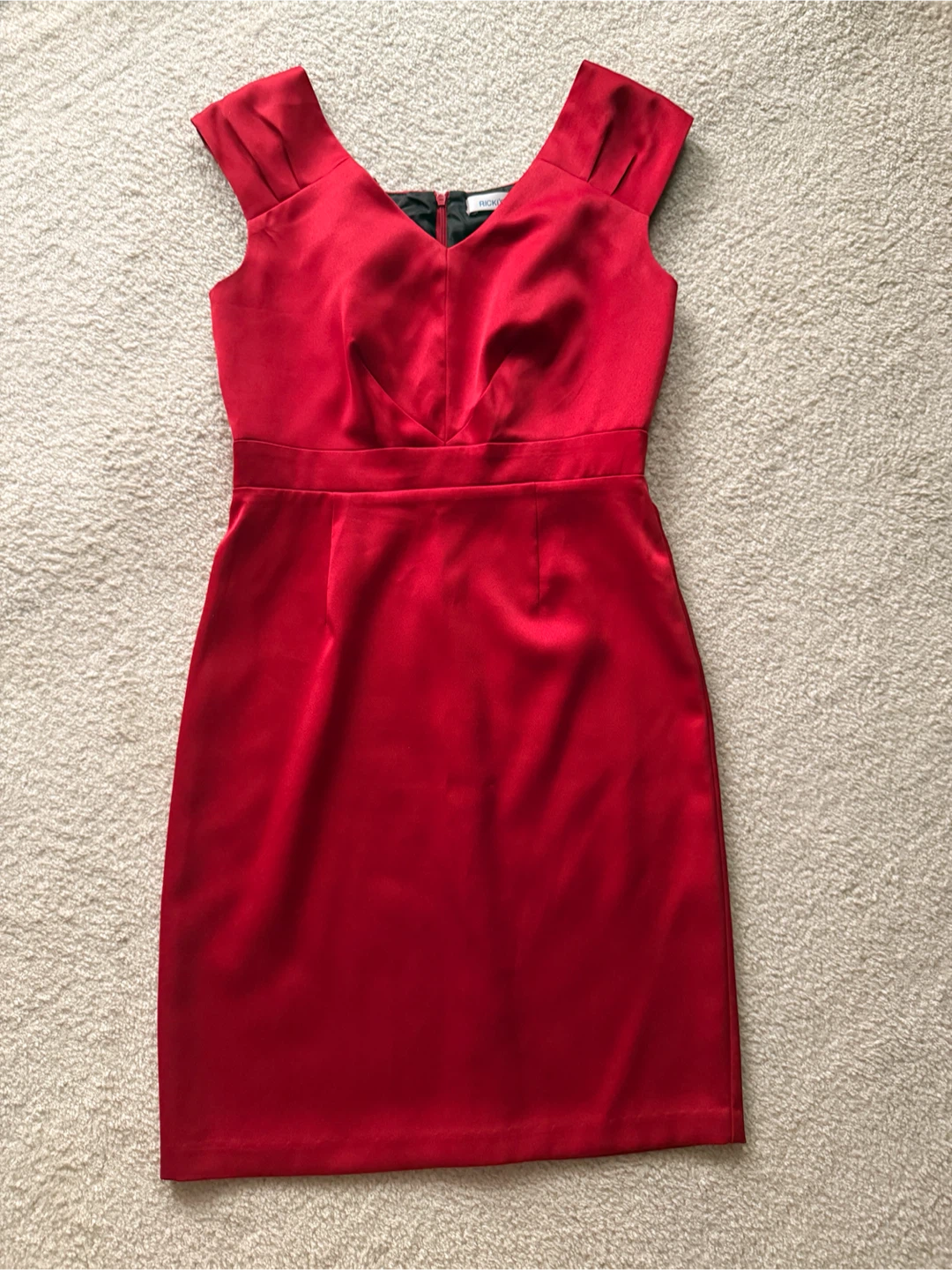 Red Cap Sleeve Sheath Dress