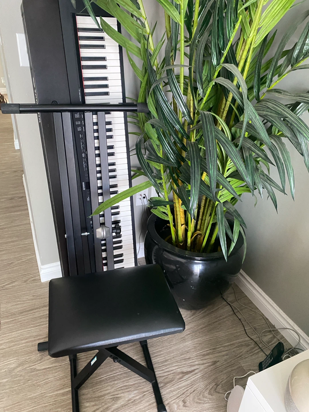 88 keys YAMAHA ELECTRONIC KEYBOARD PIANO P-140 - photo 4