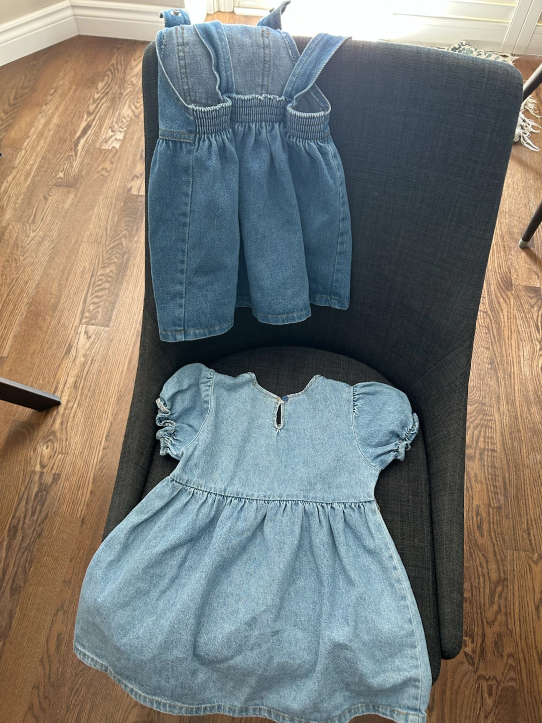 GIRLS SIZE 3 VINTAGE DENIM DRESSES (SEE LISTING) - photo 2