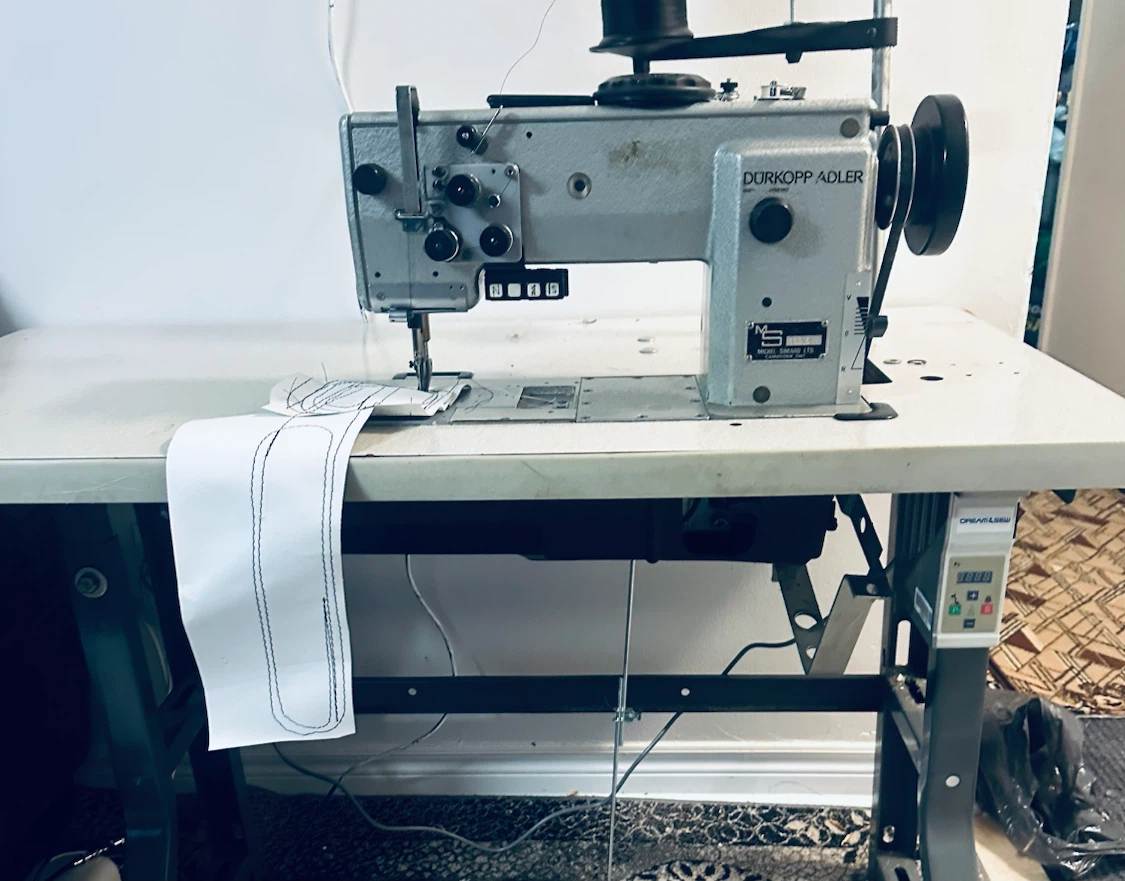 Dürkopp Adler Industrial Sewing Machine