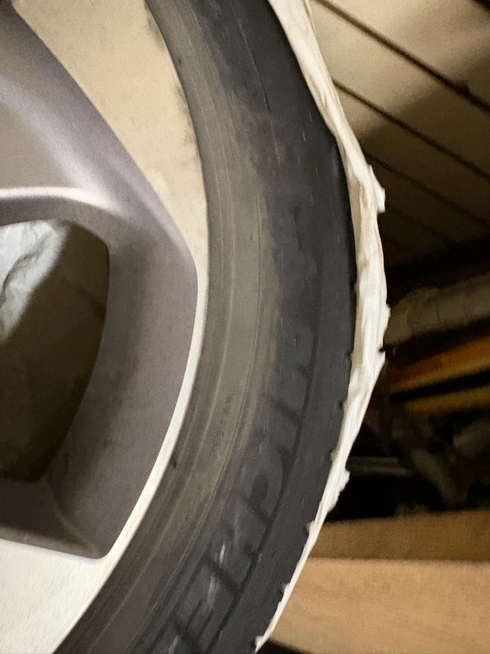 Honda OEM 17-inch alloy rims, Four Michelin Tires - photo 4