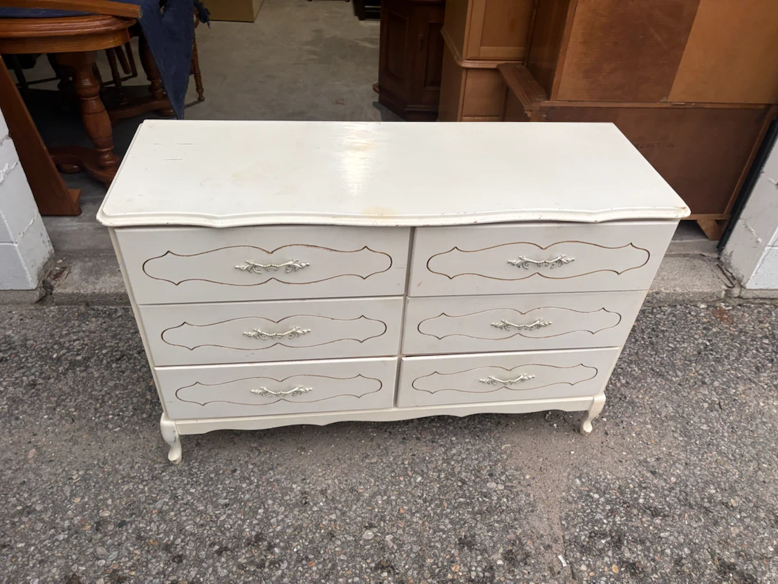 Free delivery used Cream French Provincial 6-Drawer Dresser - photo 4