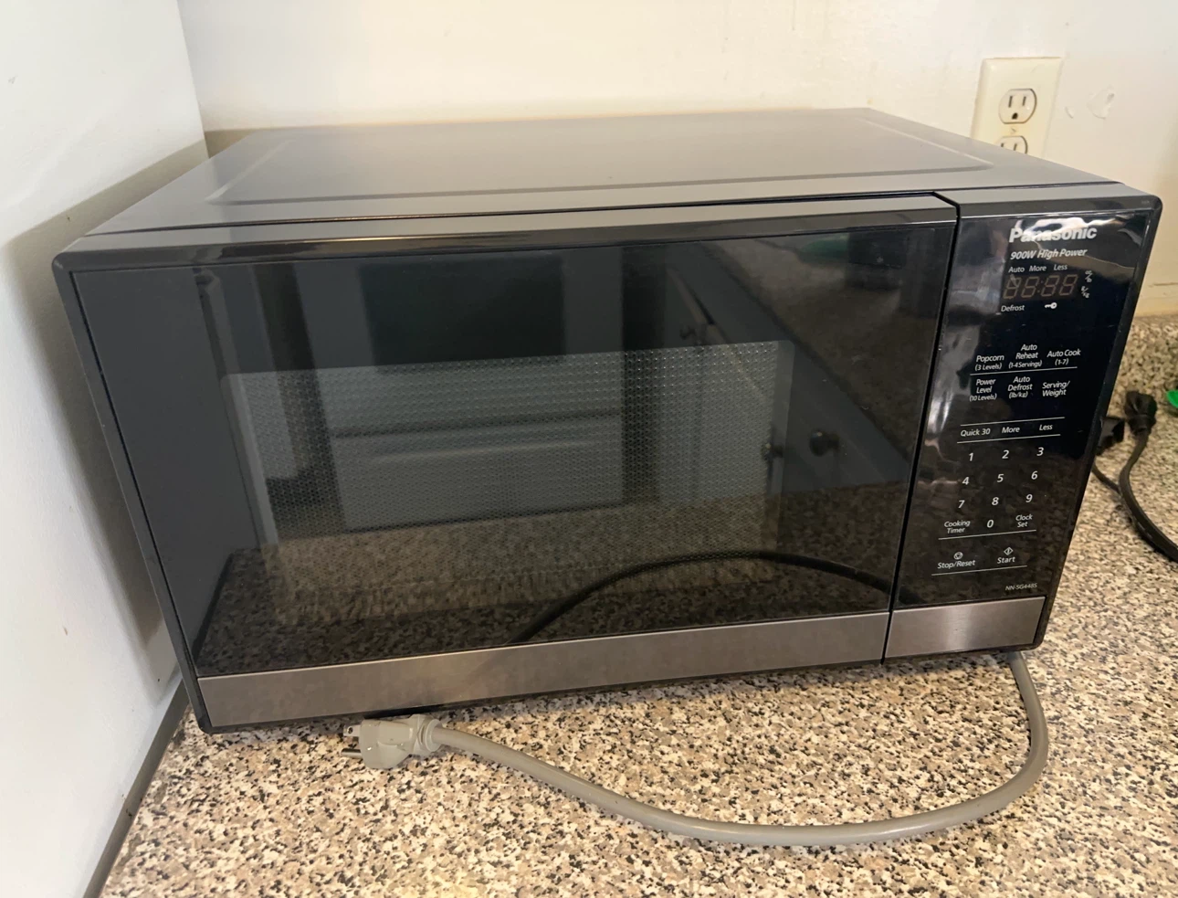 Panasonic Microwave - photo 2