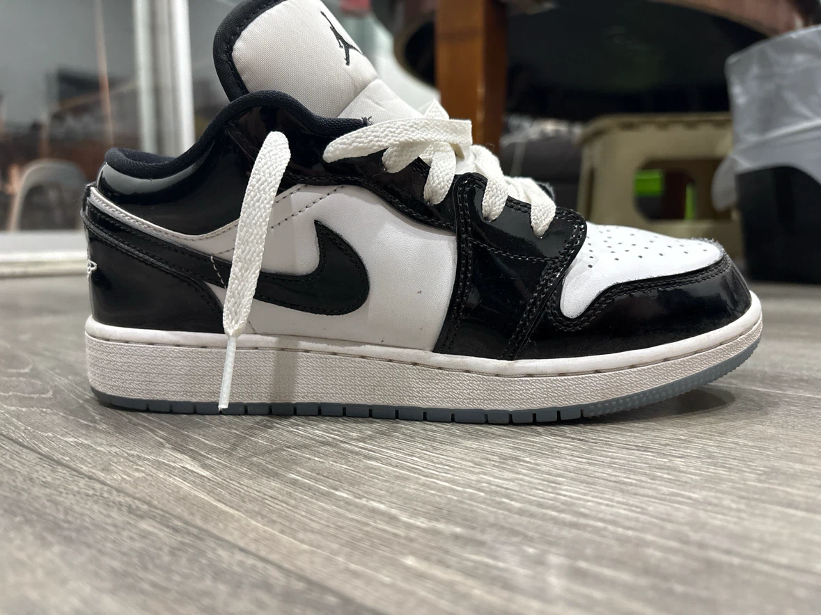 Nike Air Jordan 1 Low Black White Sneakers SIZE 5.5 - photo 2