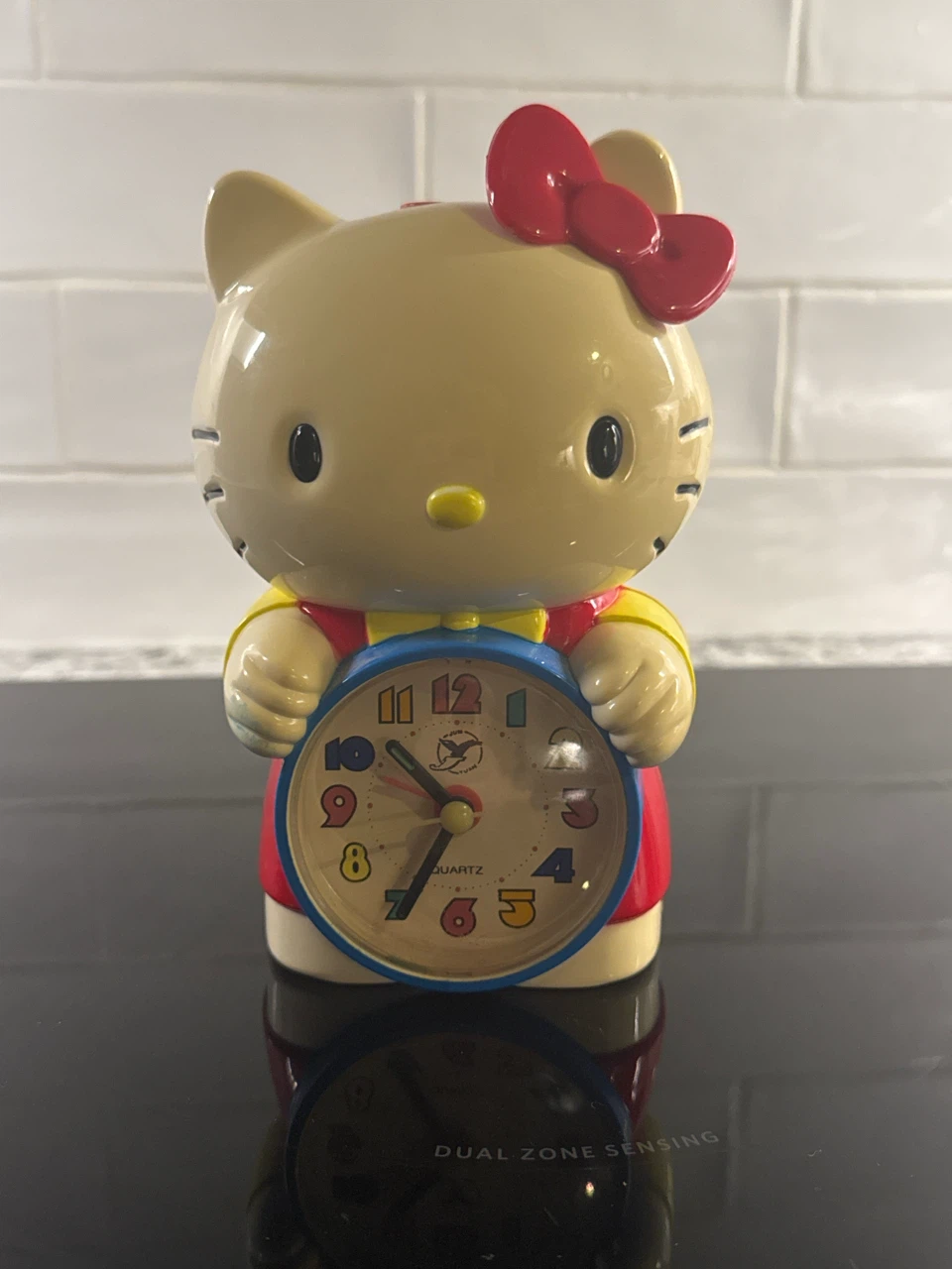 Hello Kitty Clock