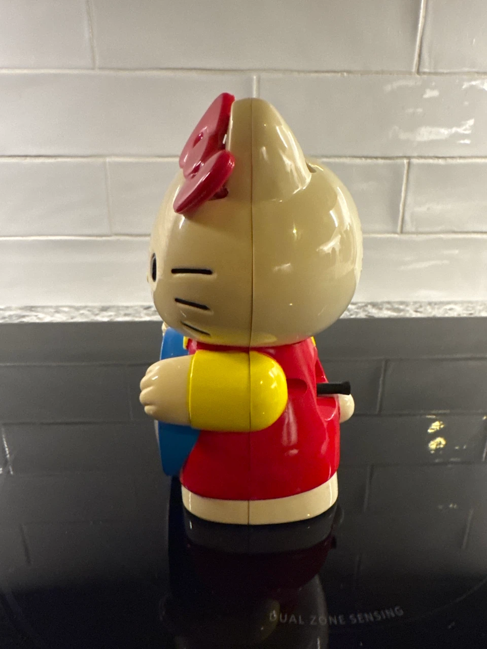 Hello Kitty Clock - photo 3