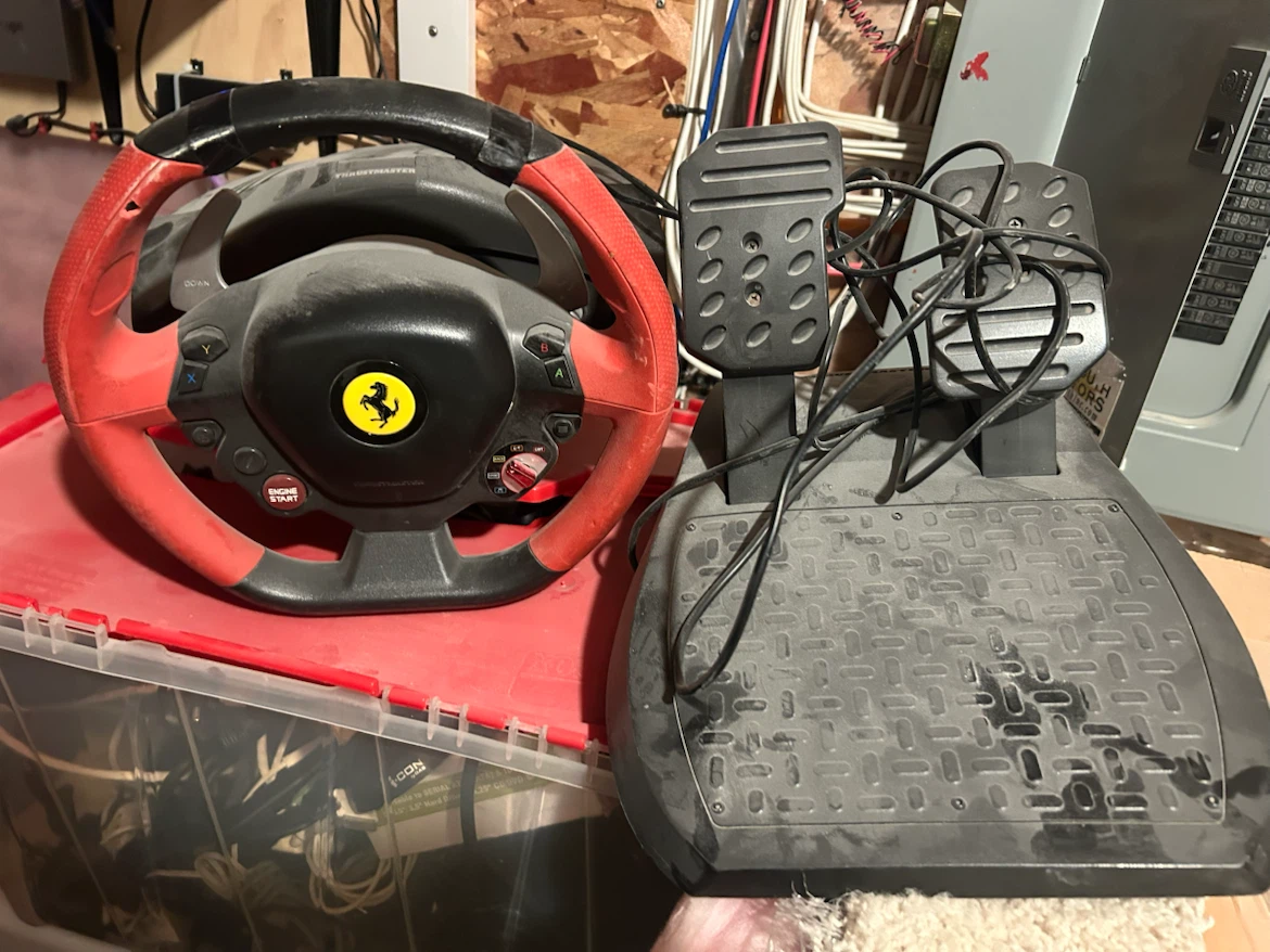 Thrustmaster Ferrari Racing Wheel and Pedals