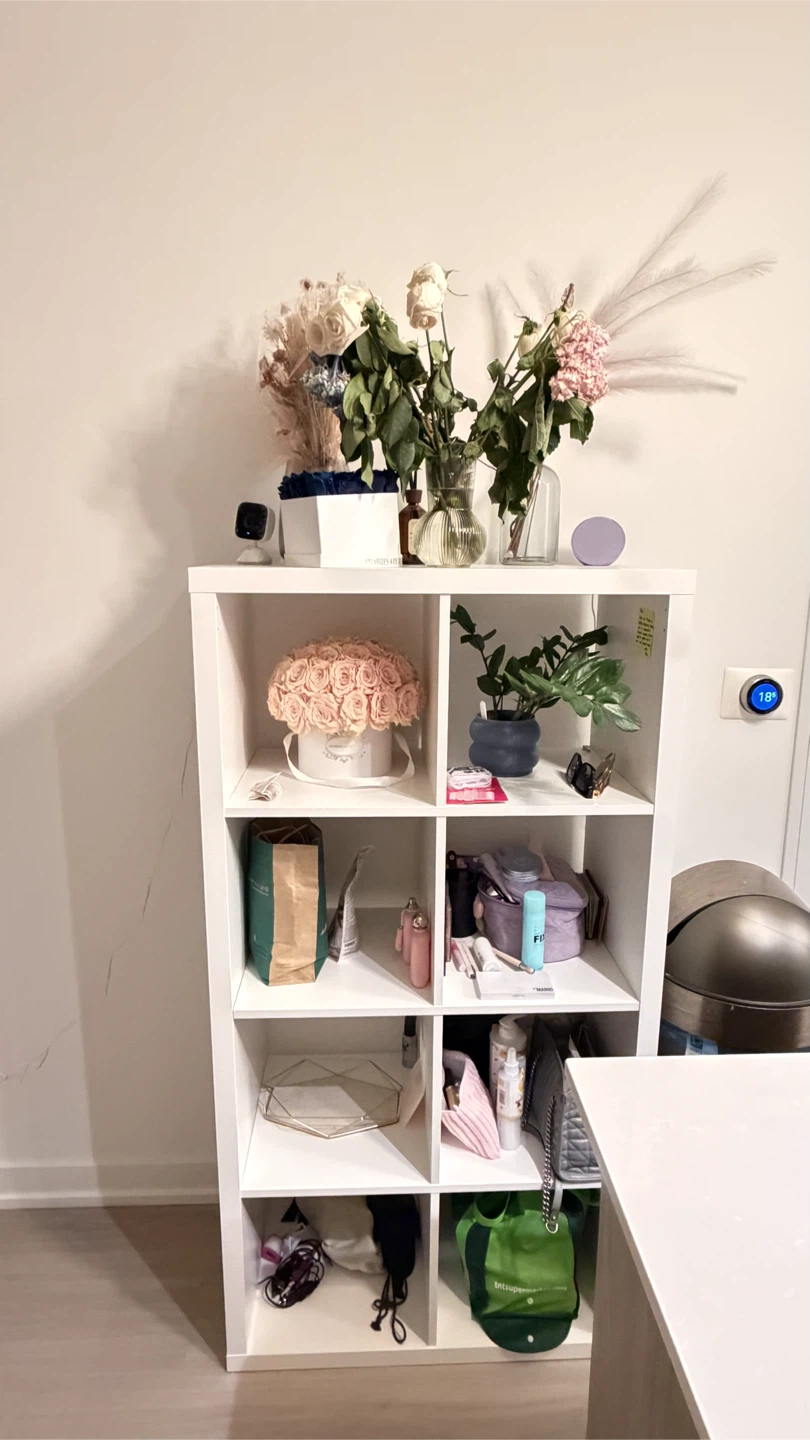 IKEA KALLAX Shelf Unit (2x4) White | Excellent Condition - photo 5