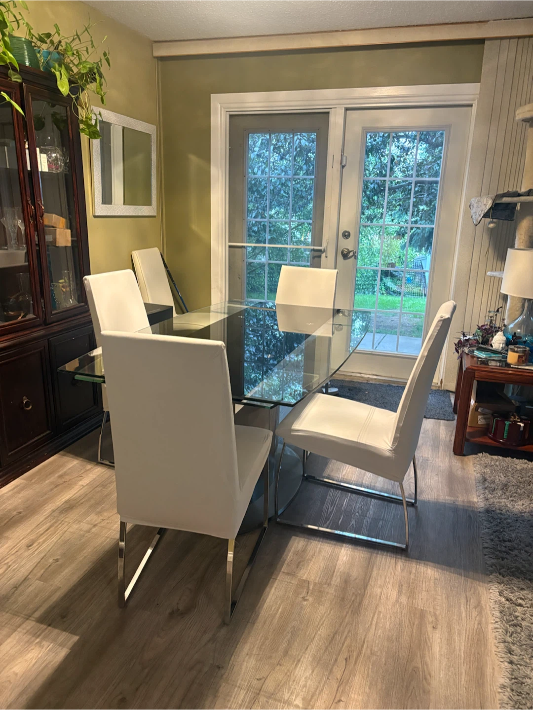 Modern Glass Dining Table with 6 chairs -extendable - photo 2