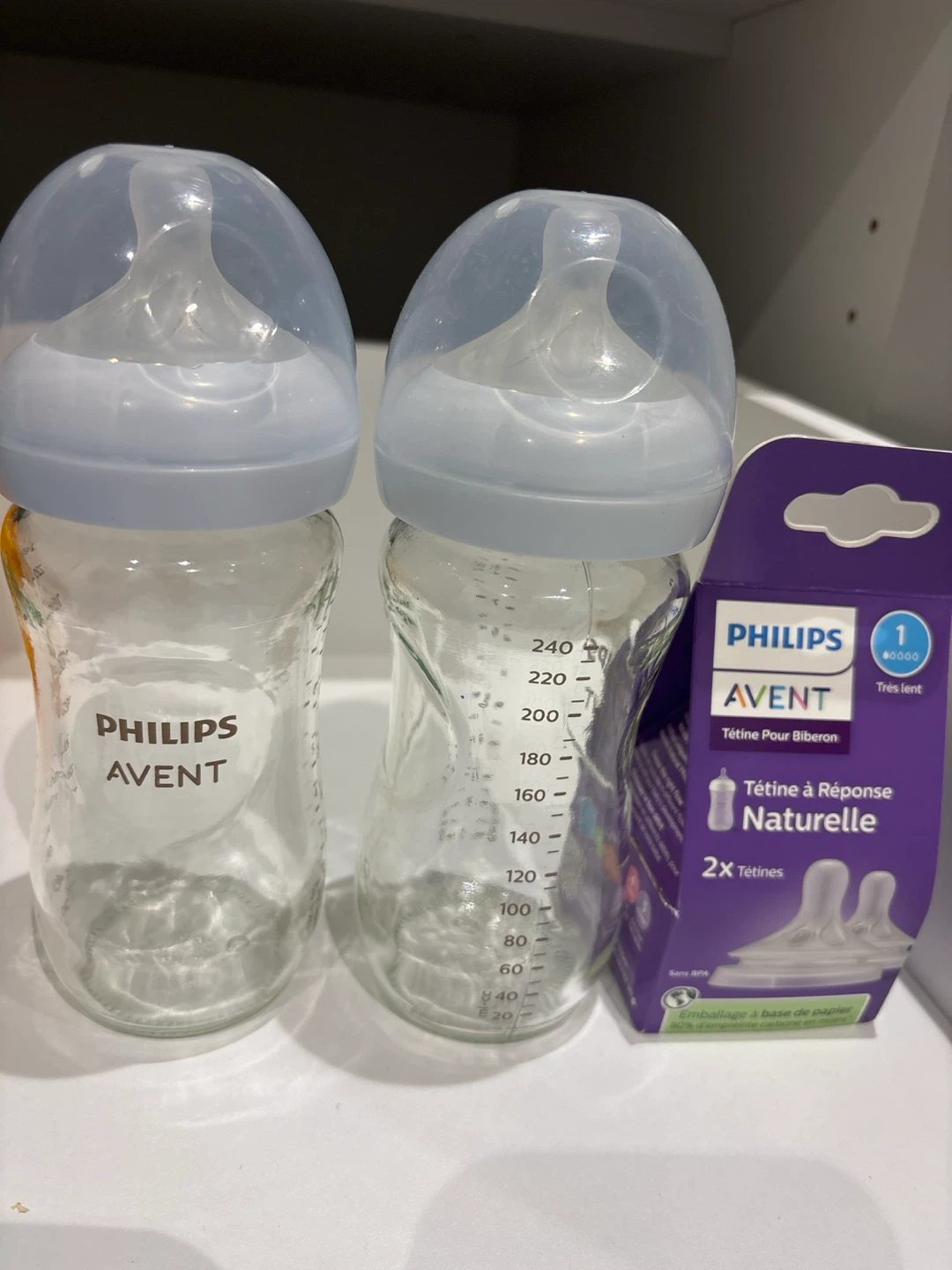 Philips Avent glass bottles with nipple size 1 and 3