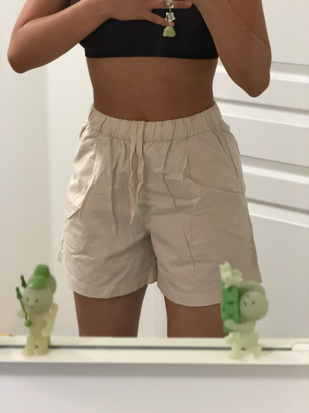 100% Cotton Uniqlo Beige Shorts