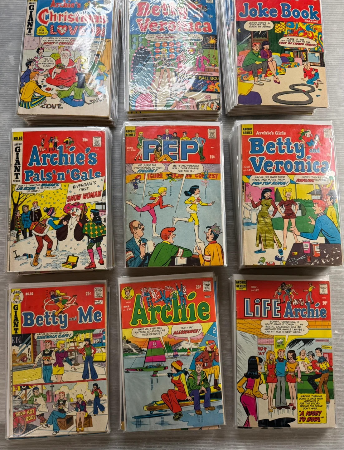 vintage ARCHIE COMICS 1967to1974 LOT/127 Betty & Veronica PEP