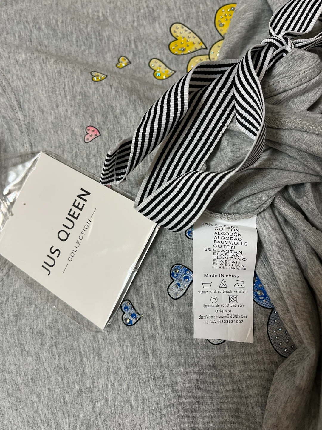 Jus Queen Grey Ice Cream Print T-Shirt Size S/M - photo 3