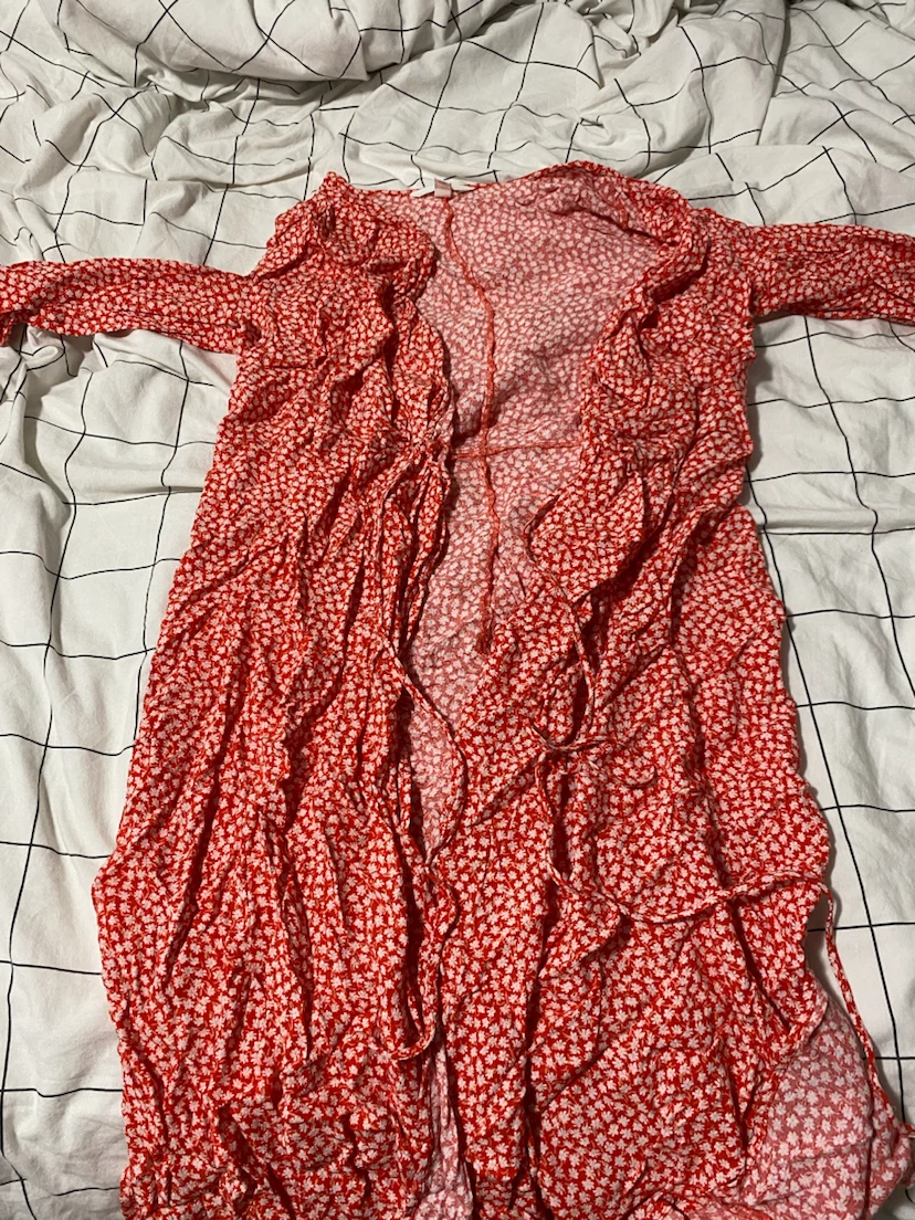 H&M Red Floral Midi Dress