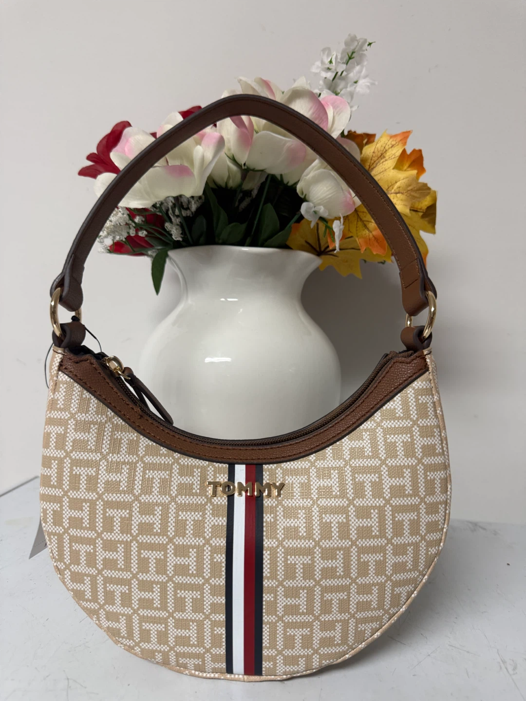 Tommy Hilfiger Hobo Bag