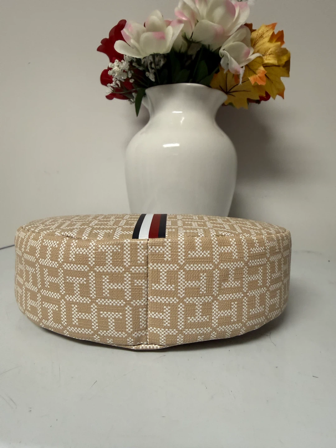 Tommy Hilfiger Hobo Bag - photo 3