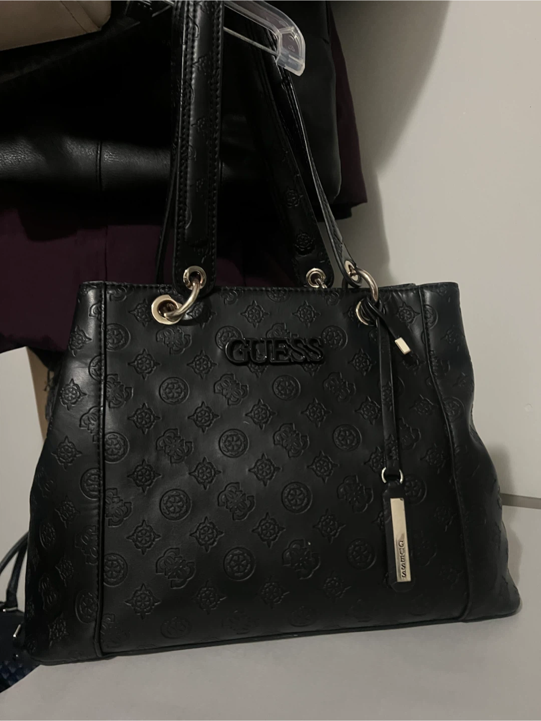 Guess Black Monogram Tote Bag - photo 3