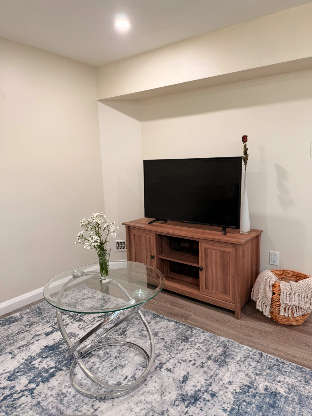 Room For Rent - photo 5