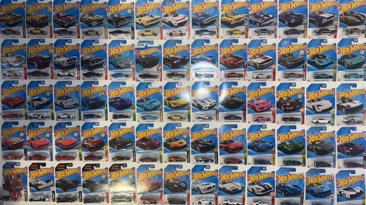 Hot Wheels Die-Cast Toy Cars Lot 3$ each