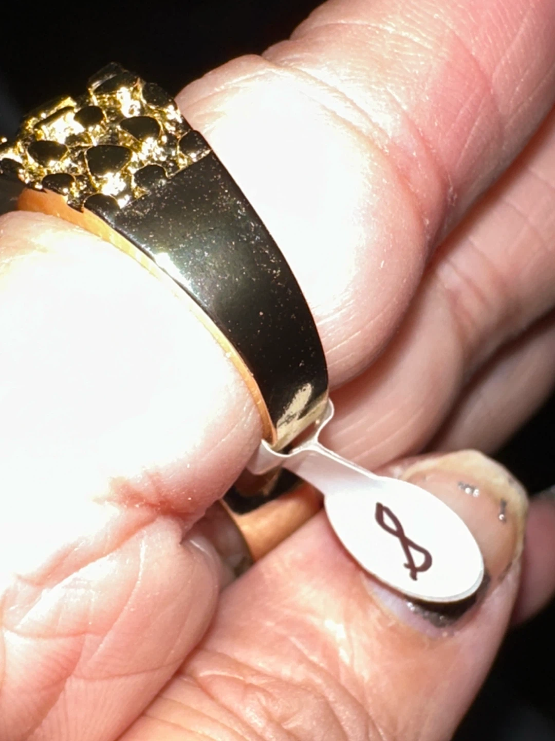 Gold laminated Nugget Style Ring - Size 8 - photo 3