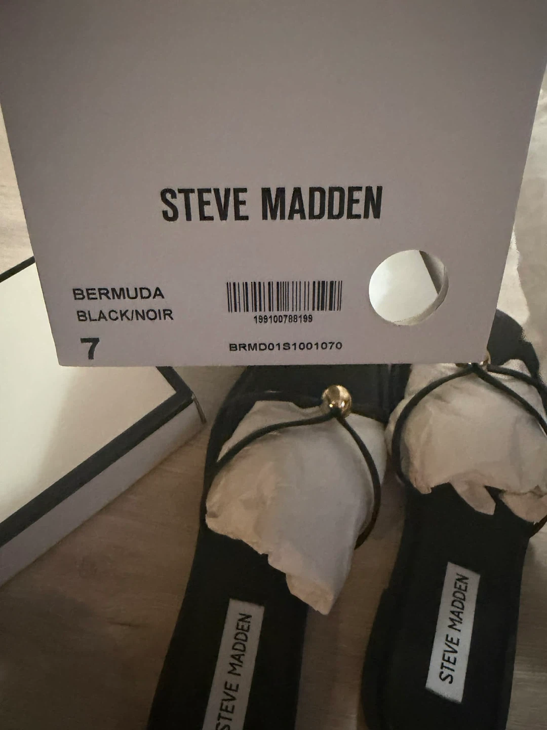 Steve Madden Women's Bermuda Black Sandals - Size 7 - photo 2