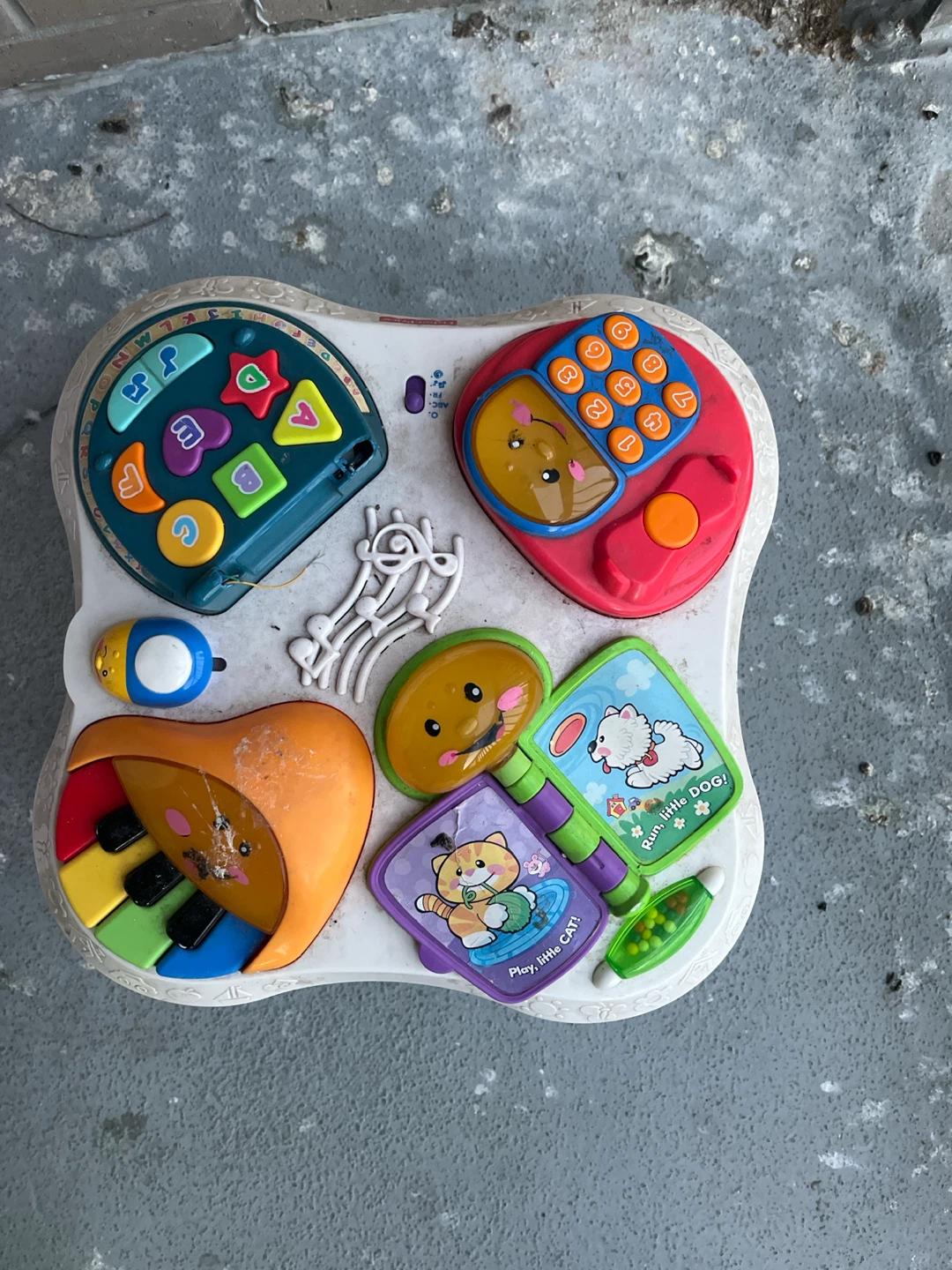 Fisher-Price Laugh & Learn Activity Table - photo 2
