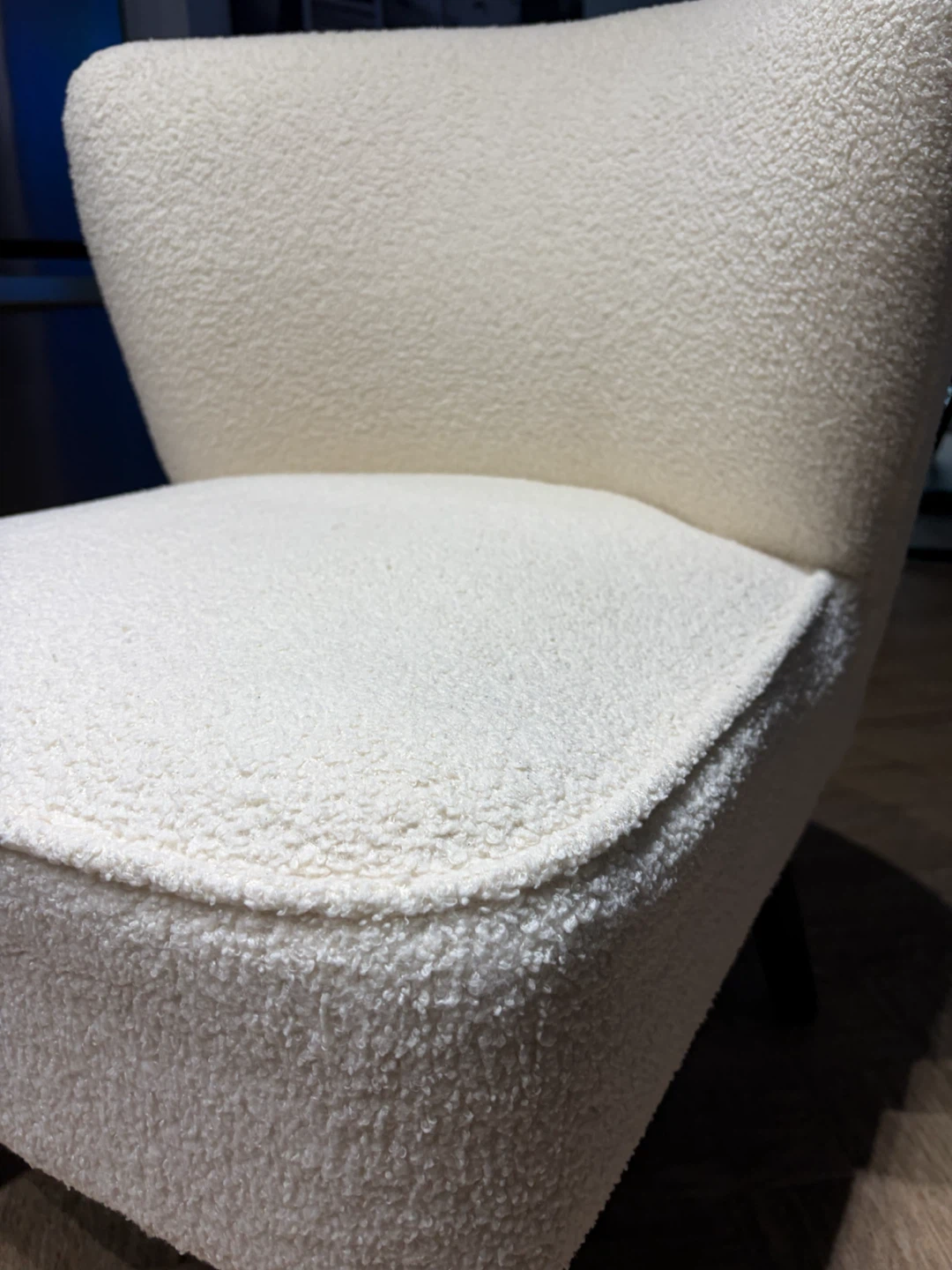 White Boucle Accent Chair - photo 4