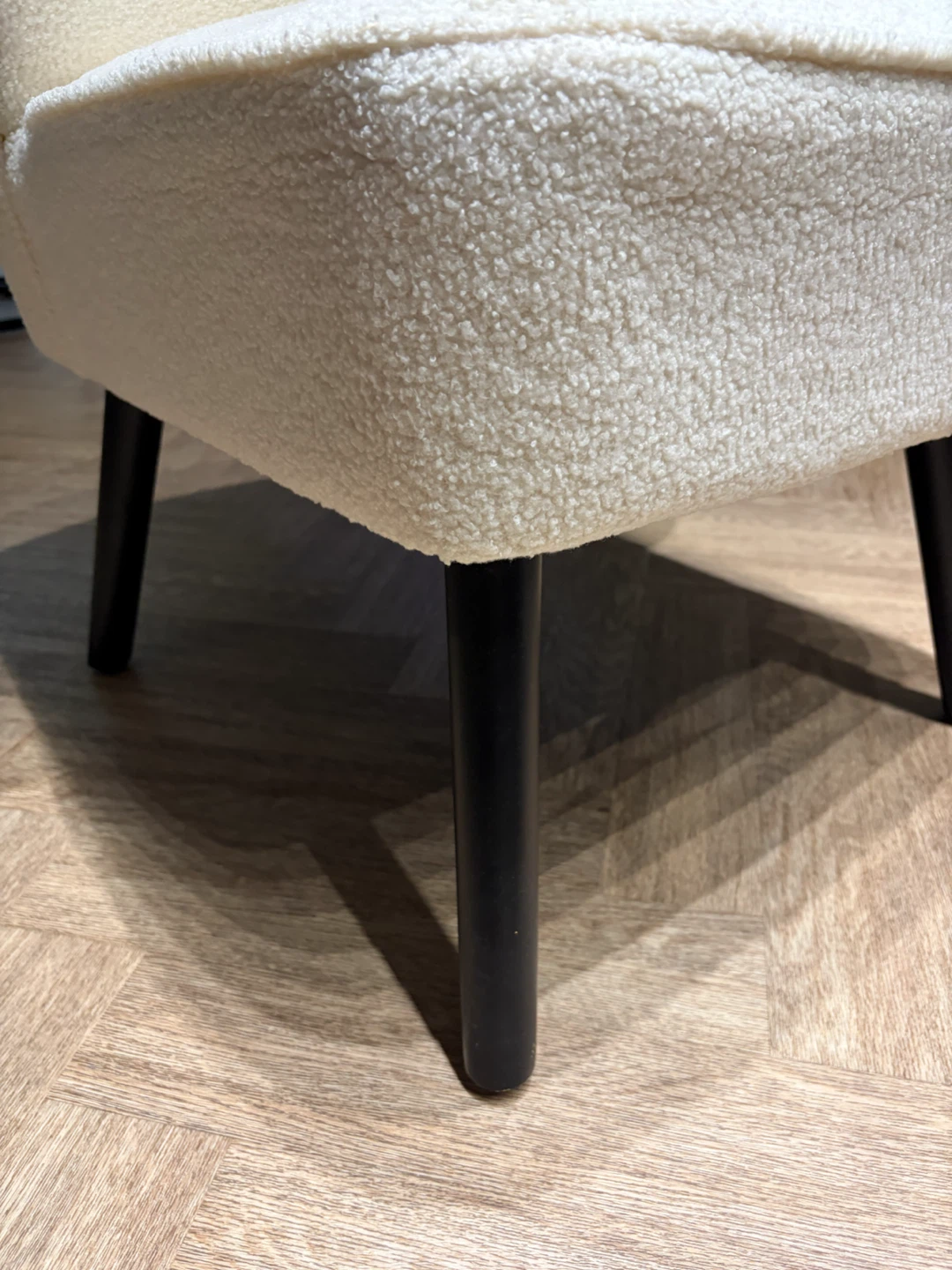 White Boucle Accent Chair - photo 5