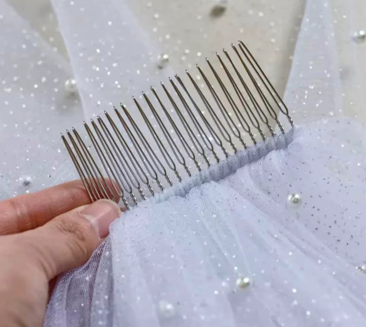 Brand New Pearl and Glitter Wedding Veil - photo 4