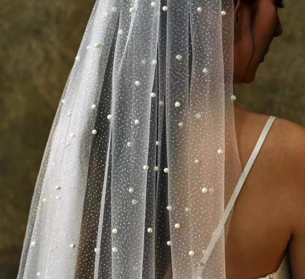 Brand New Pearl and Glitter Wedding Veil - photo 5
