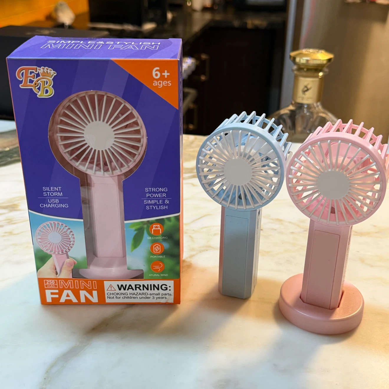 E&B Mini Fan