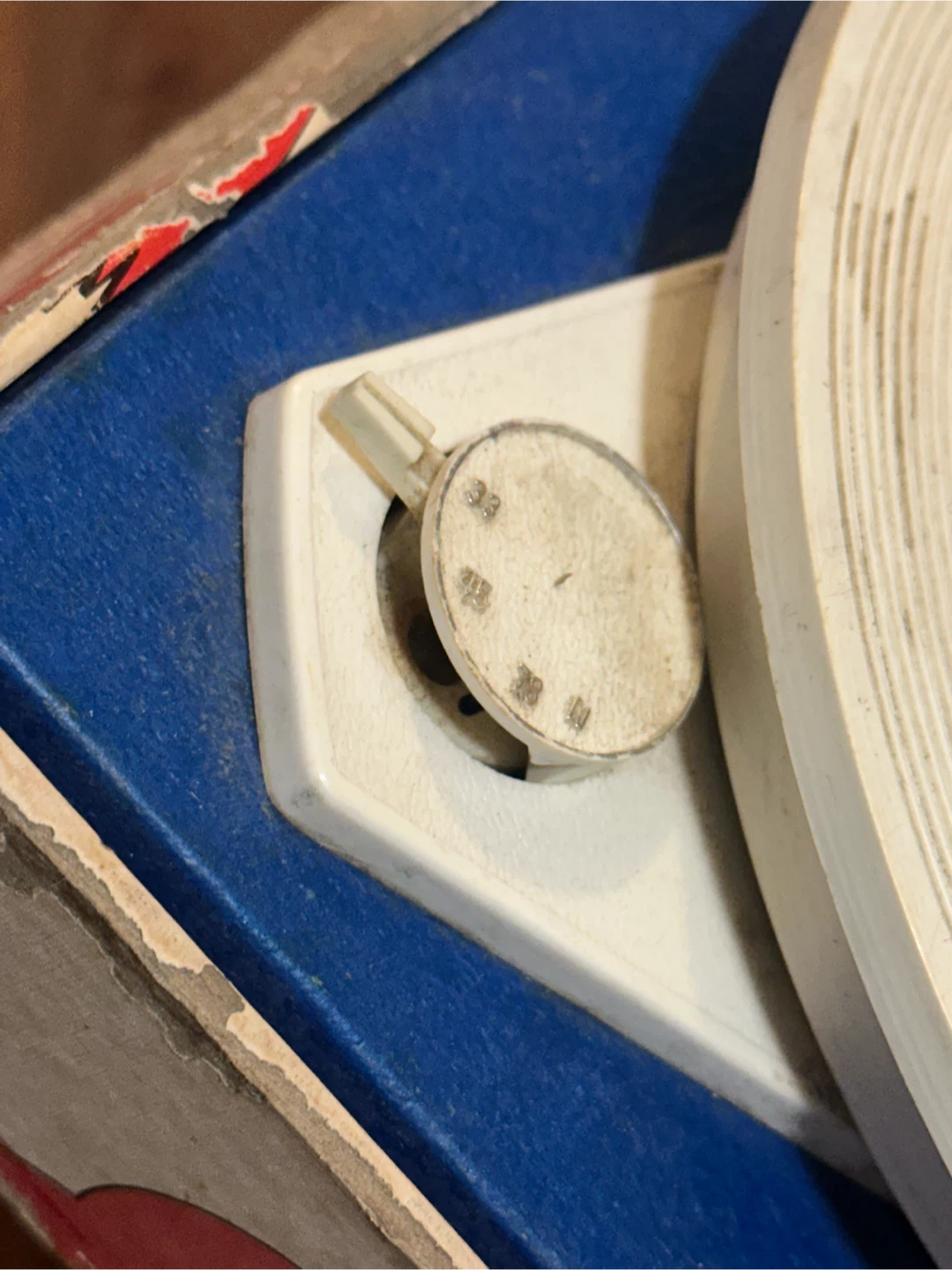 Vintage Emerson Popeye Record Player - photo 2