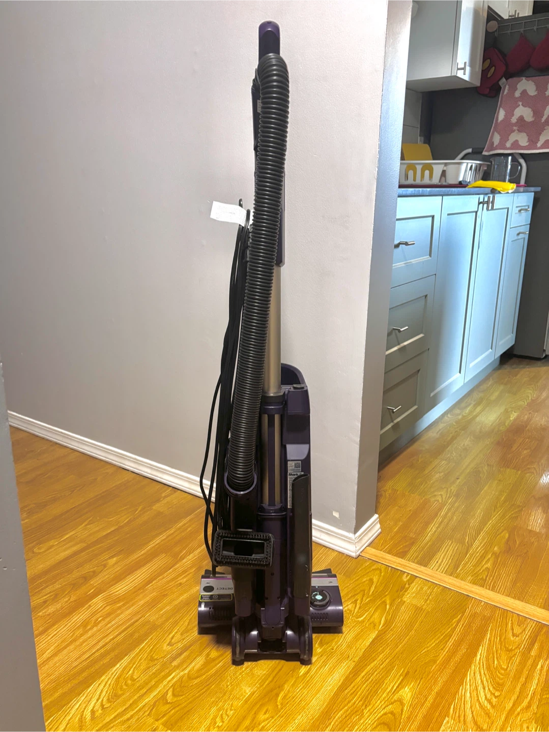 Shark POWERDETECT Upright Vacuum - photo 2