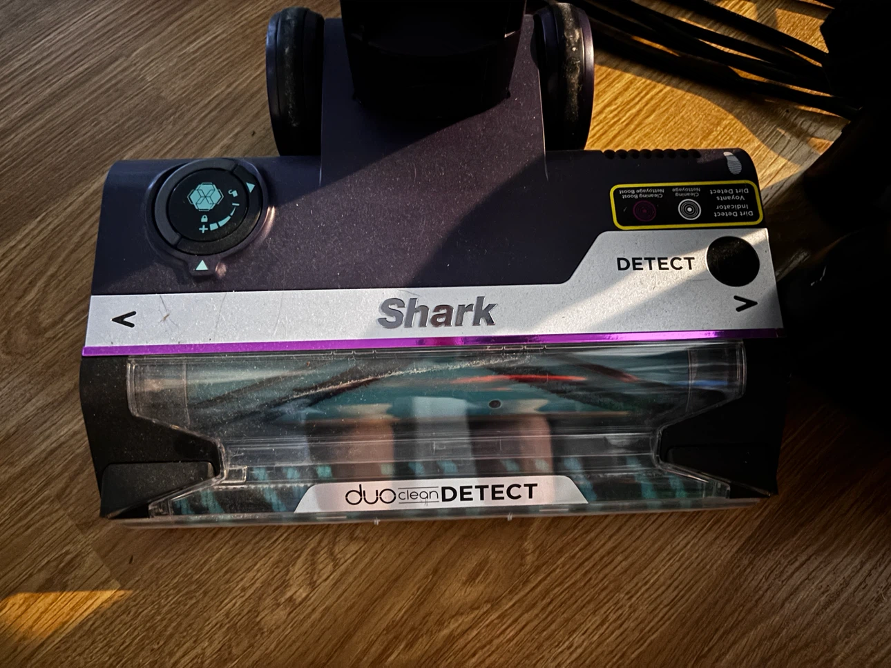 Shark POWERDETECT Upright Vacuum - photo 4