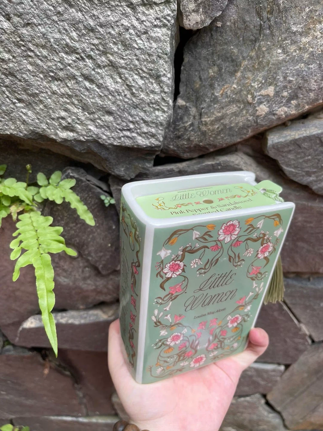 Little Women Scented Candle - photo 2