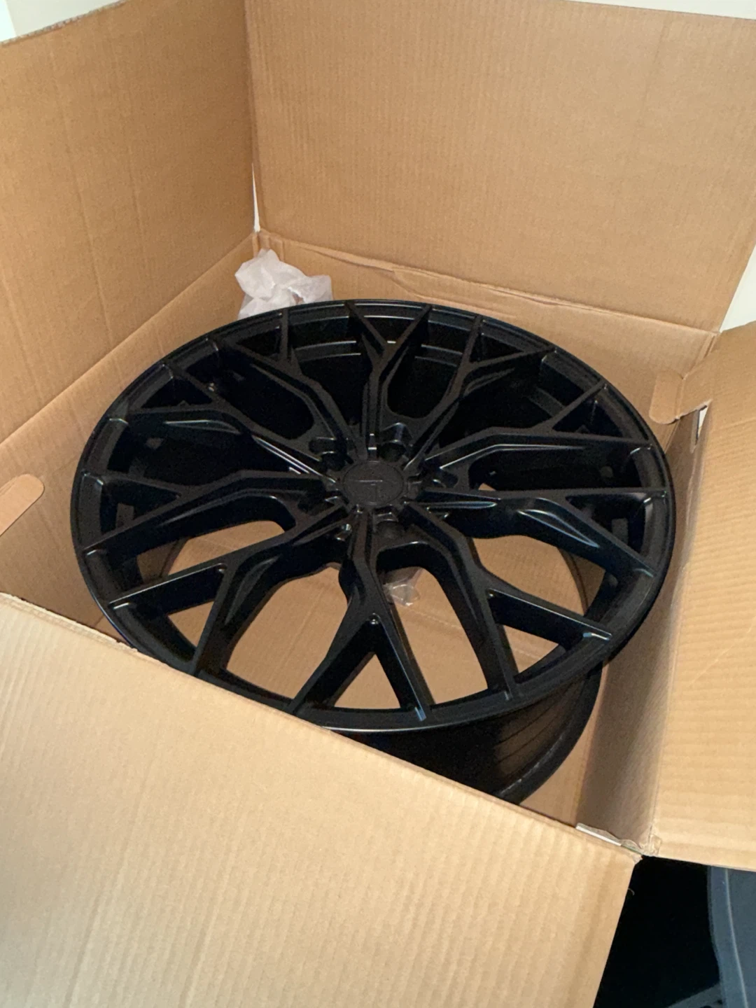 Sentali Street 2  Size- 20x9J