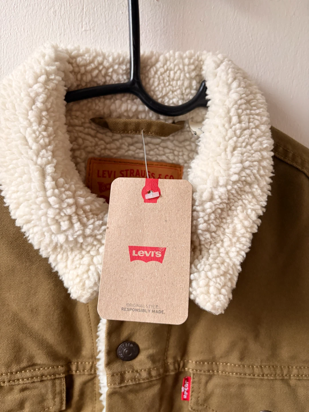 New Levi’s jacket size S - photo 2