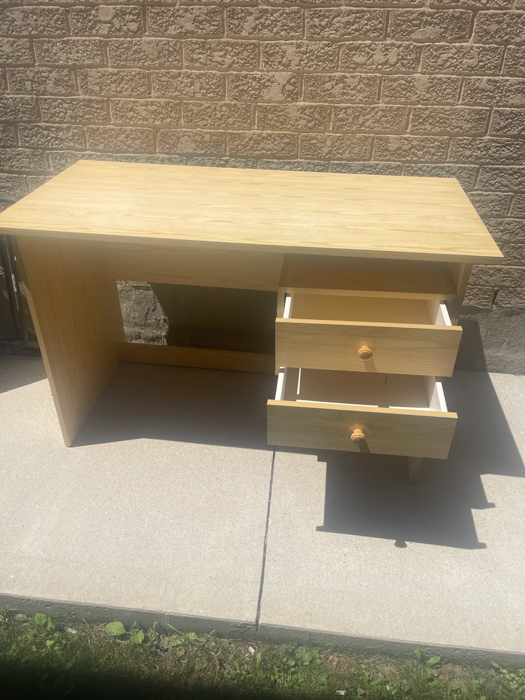 Light Wood Desk with Drawers - photo 2