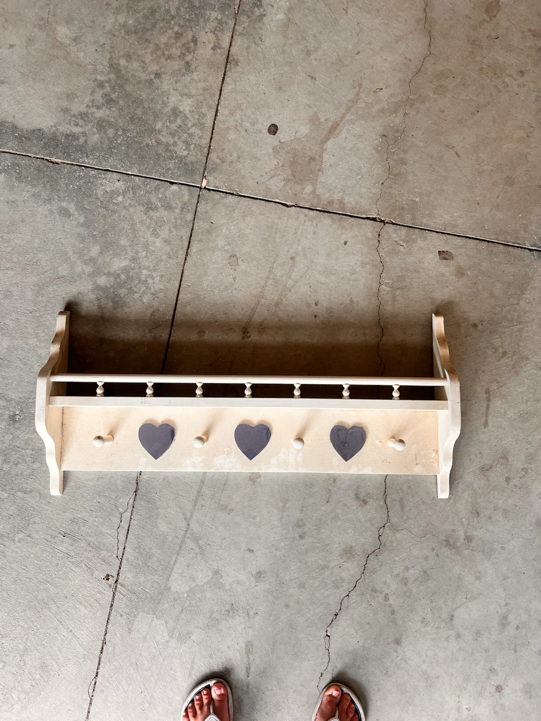 Late 80’s early 90’s country style heart shelf