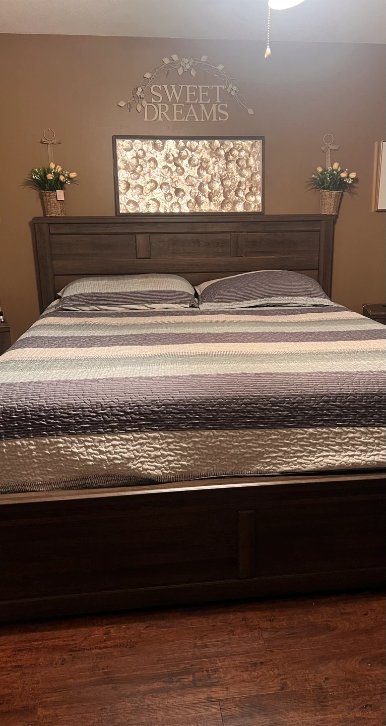 King Wooden Bed Frame with Headboard- no mattress - photo 3