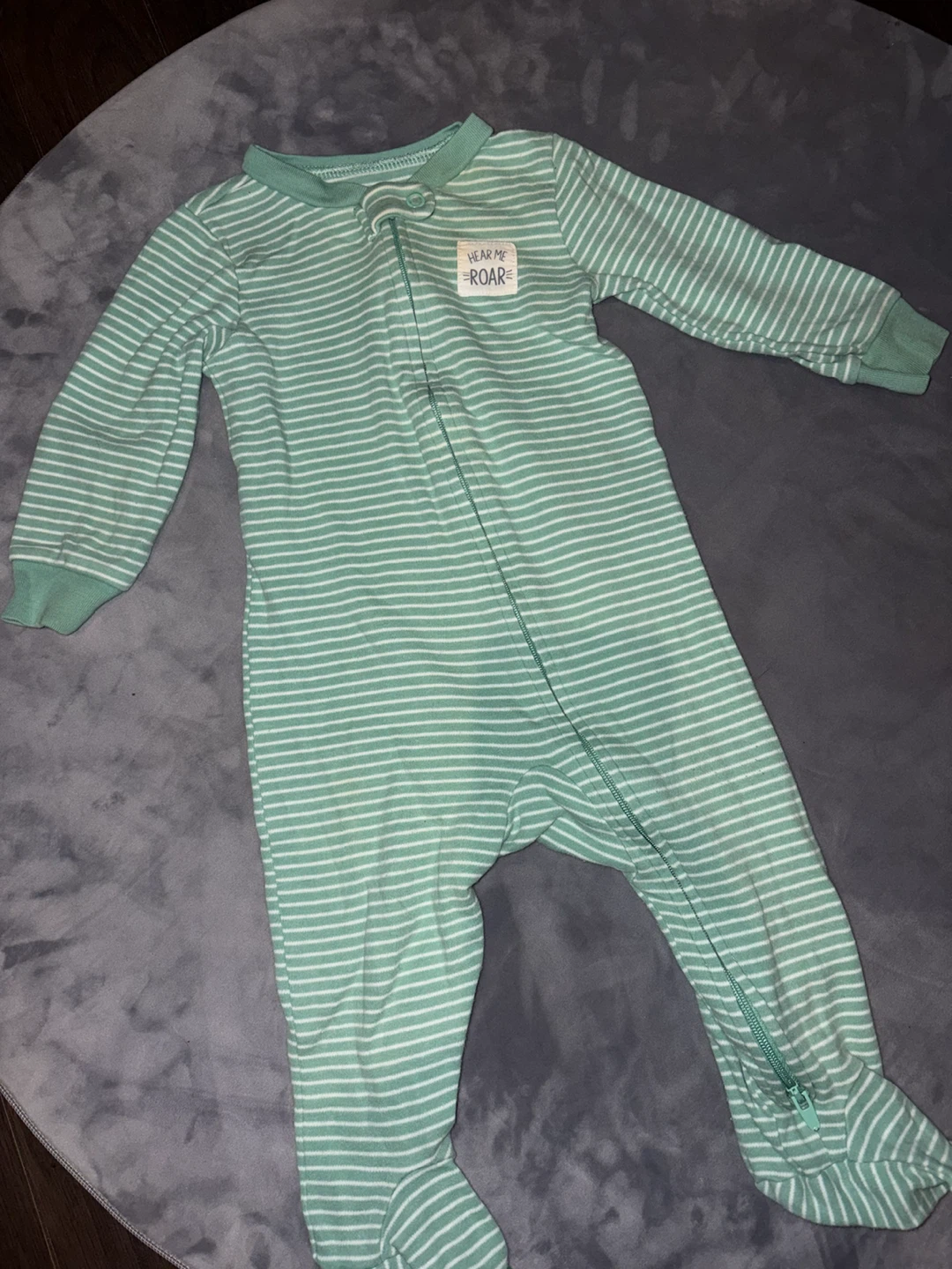 Combinaison Simple Joys by Carter's 6-9 mois