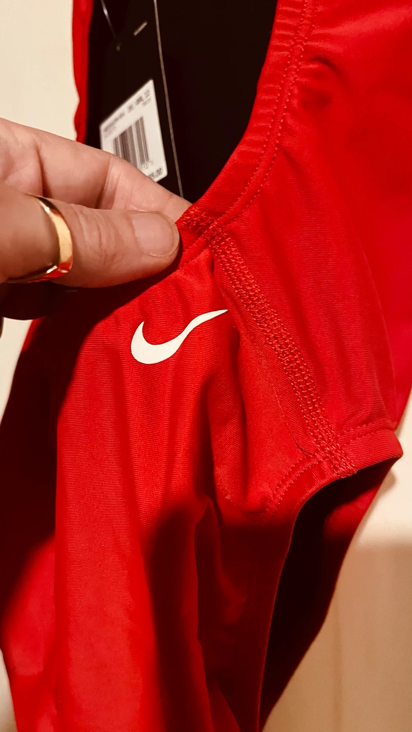 Nike Girls Red GUARD Swimsuit Size 12 - photo 4