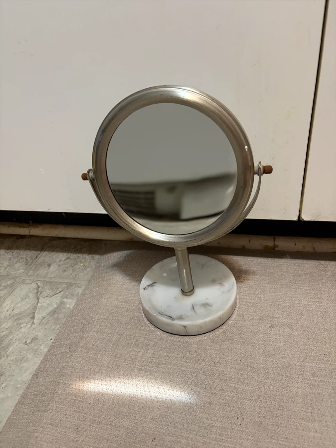 Vanity Mirror with Marble Base - photo 3