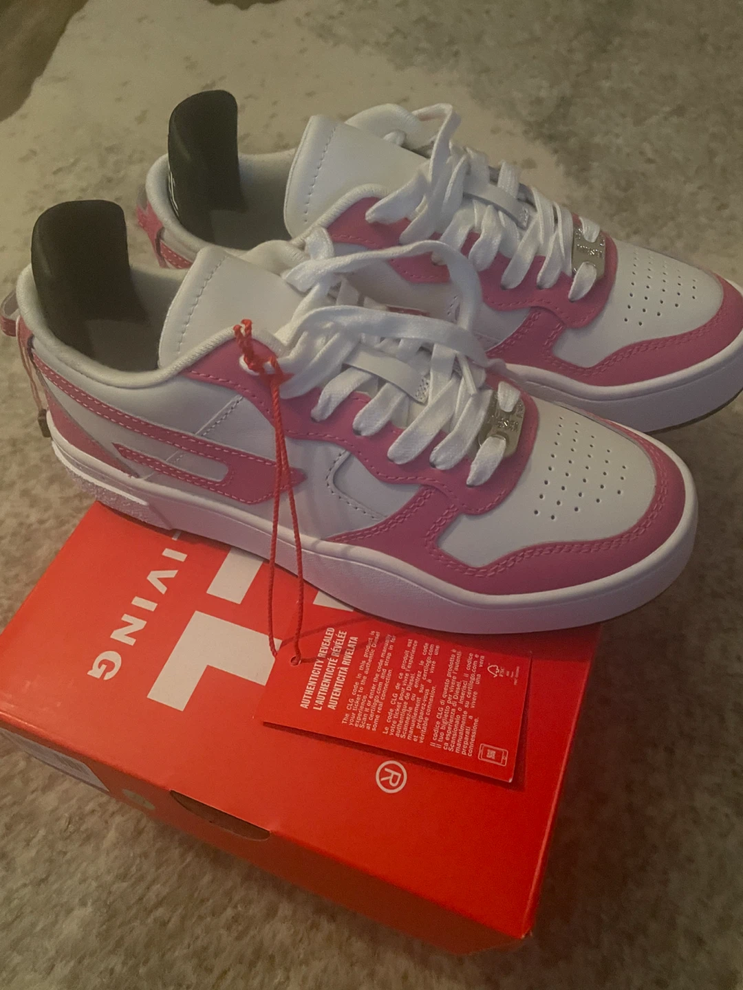 Diesel White and Pink Sneakers - photo 5