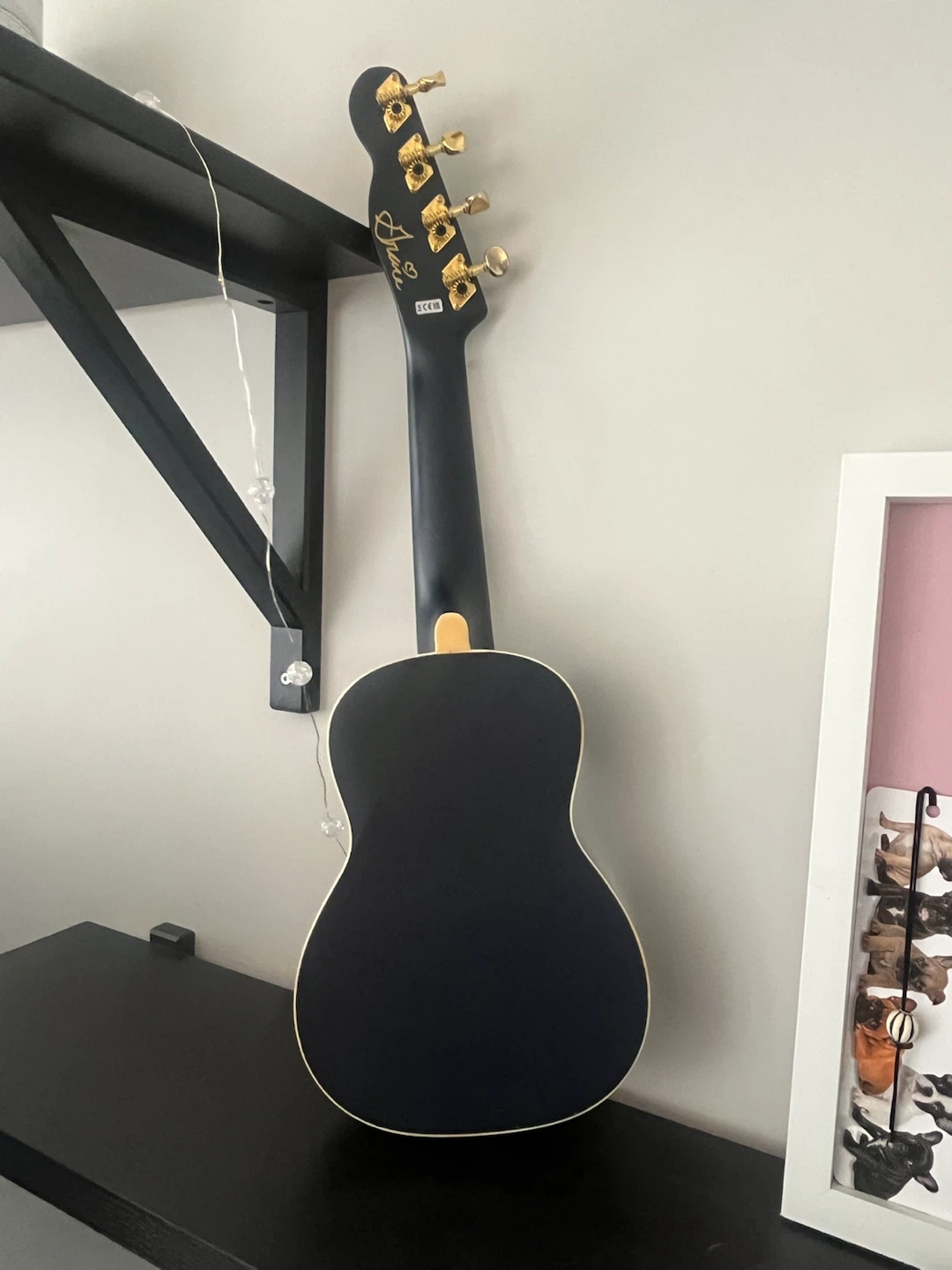 Fender Ukulele - photo 2
