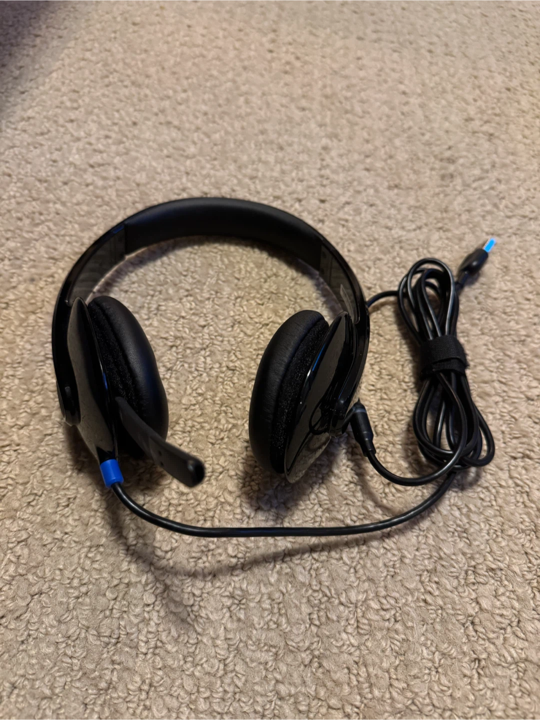 Logitech H390 USB Wired Headset with Noise-Cancelling Mic